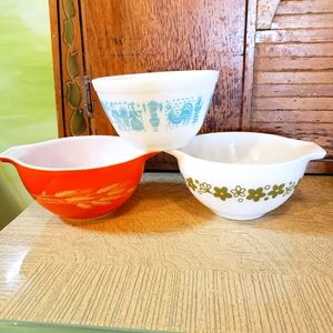 Pyrex Small Bowls Bundle